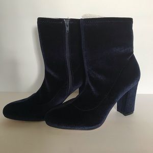 Madden Girl Blue Velvet Booties **NEW**